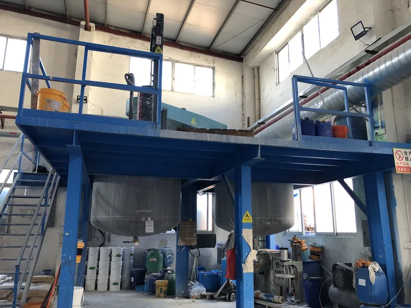 Mezzanine platform with twin reactors and raw-material feed